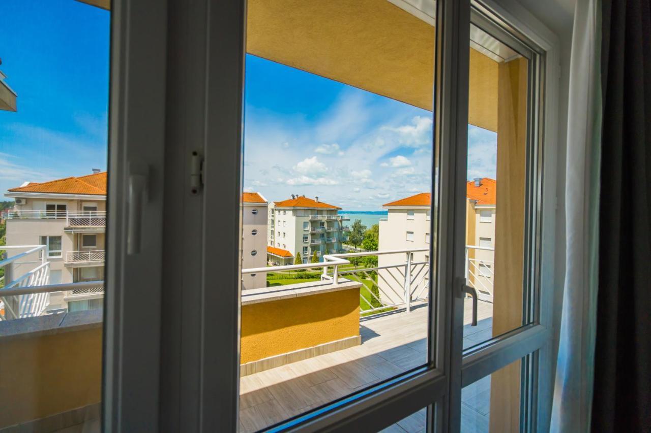 Myflat Golden Coast Panorama Apartment Siófok Exterior foto