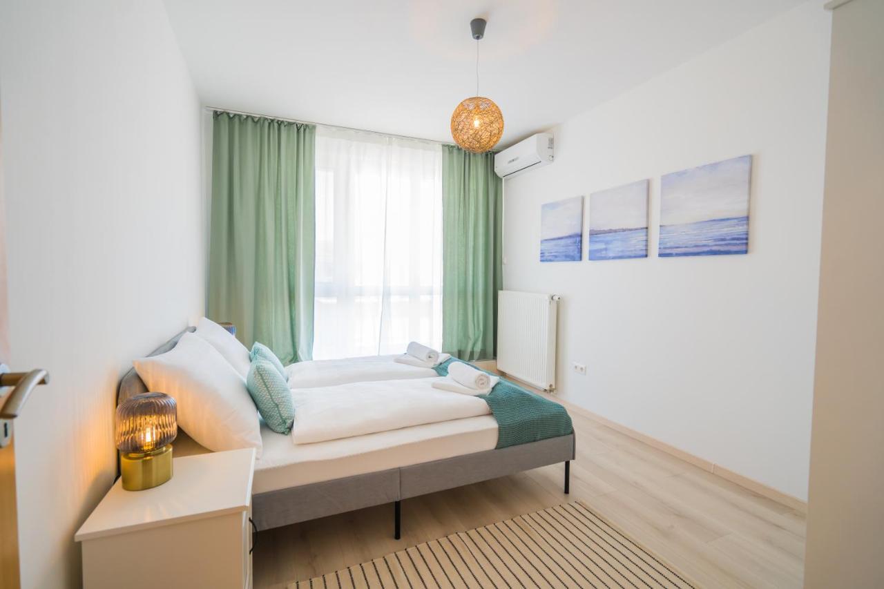 Myflat Golden Coast Panorama Apartment Siófok Exterior foto